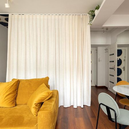 Relax Apartment Hoza / Poznanska ワルシャワ エクステリア 写真