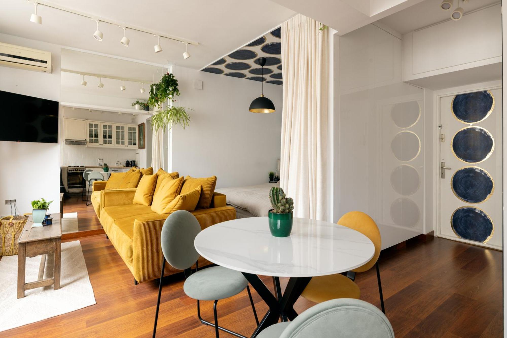 Relax Apartment Hoza / Poznanska ワルシャワ エクステリア 写真
