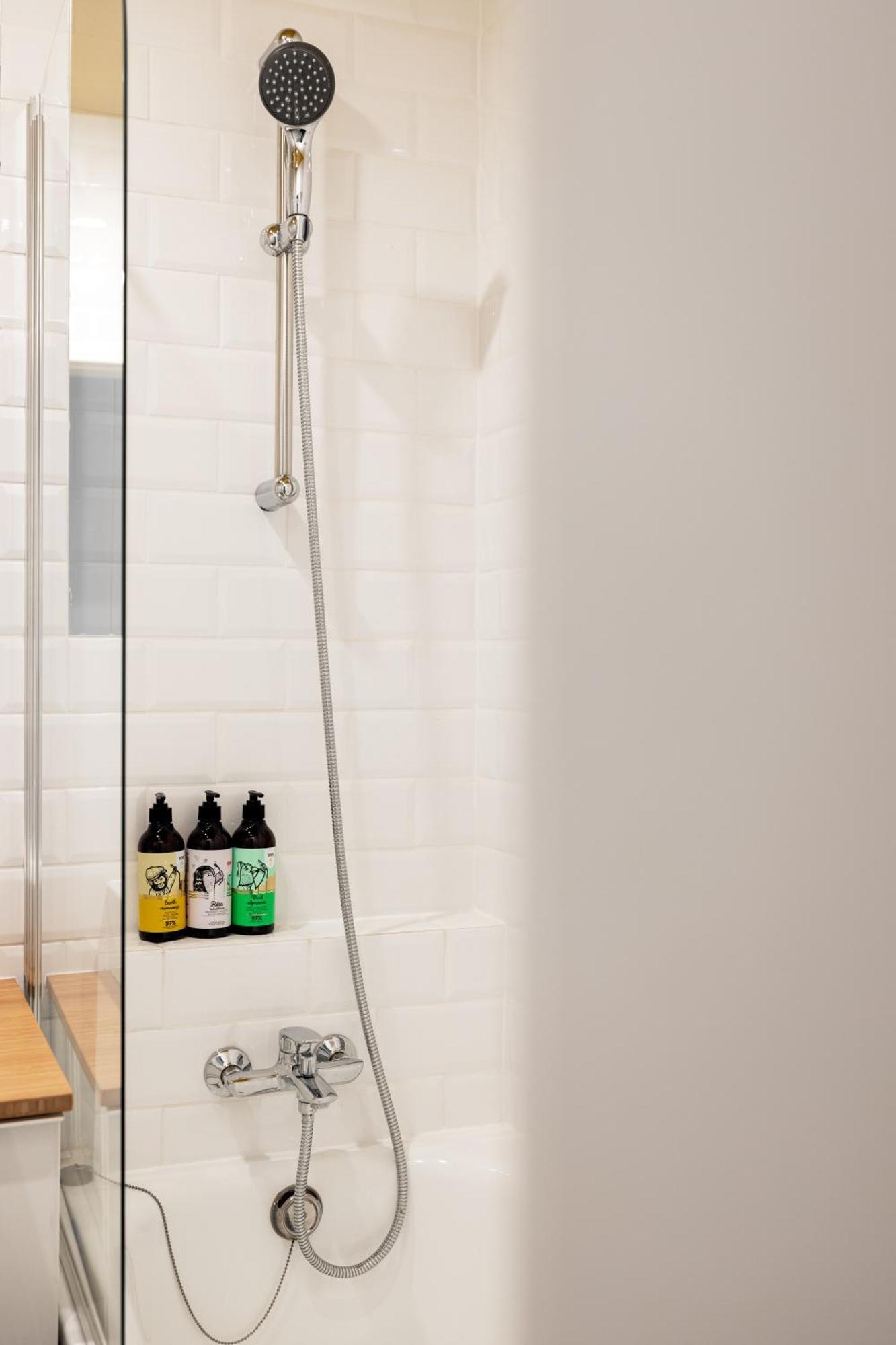 Relax Apartment Hoza / Poznanska ワルシャワ エクステリア 写真